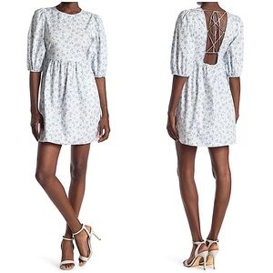 WAYF Ditsy Floral Blue and White Dress size XS